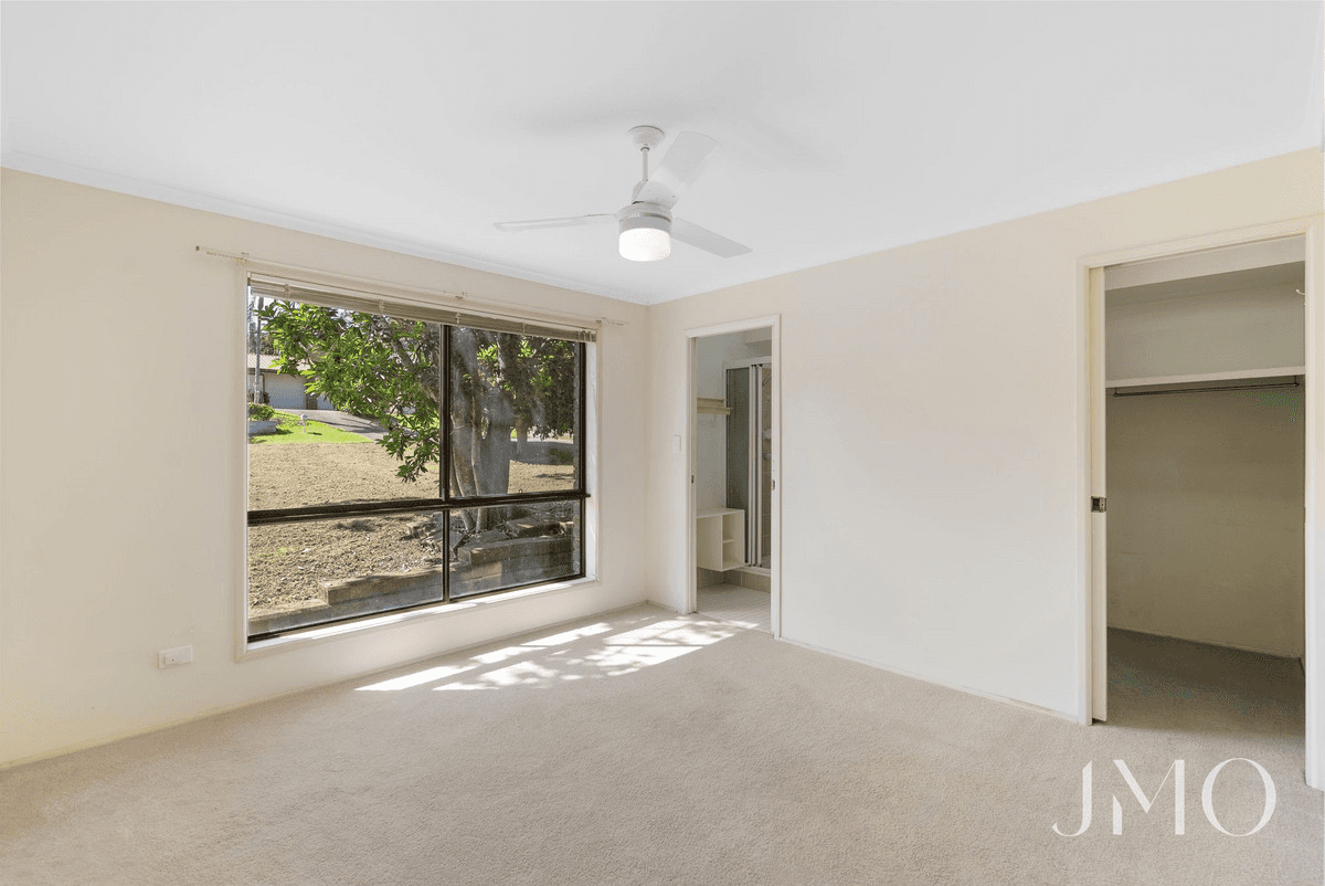 24 Kaiser Drive, Windaroo, QLD 4207