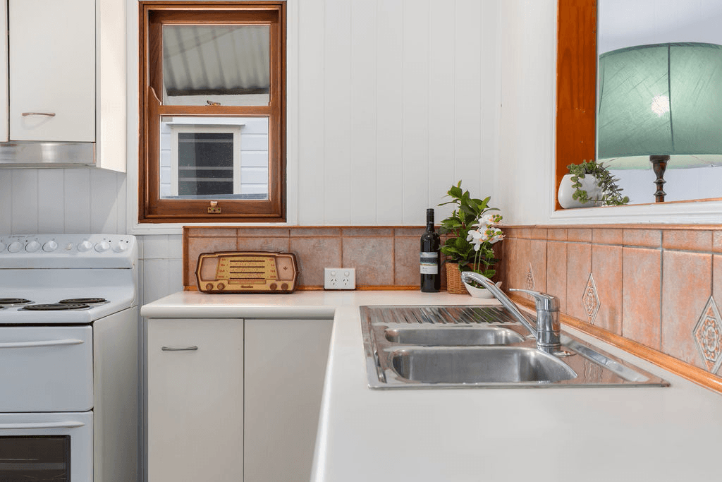 15 Short Street, Ipswich, QLD 4305
