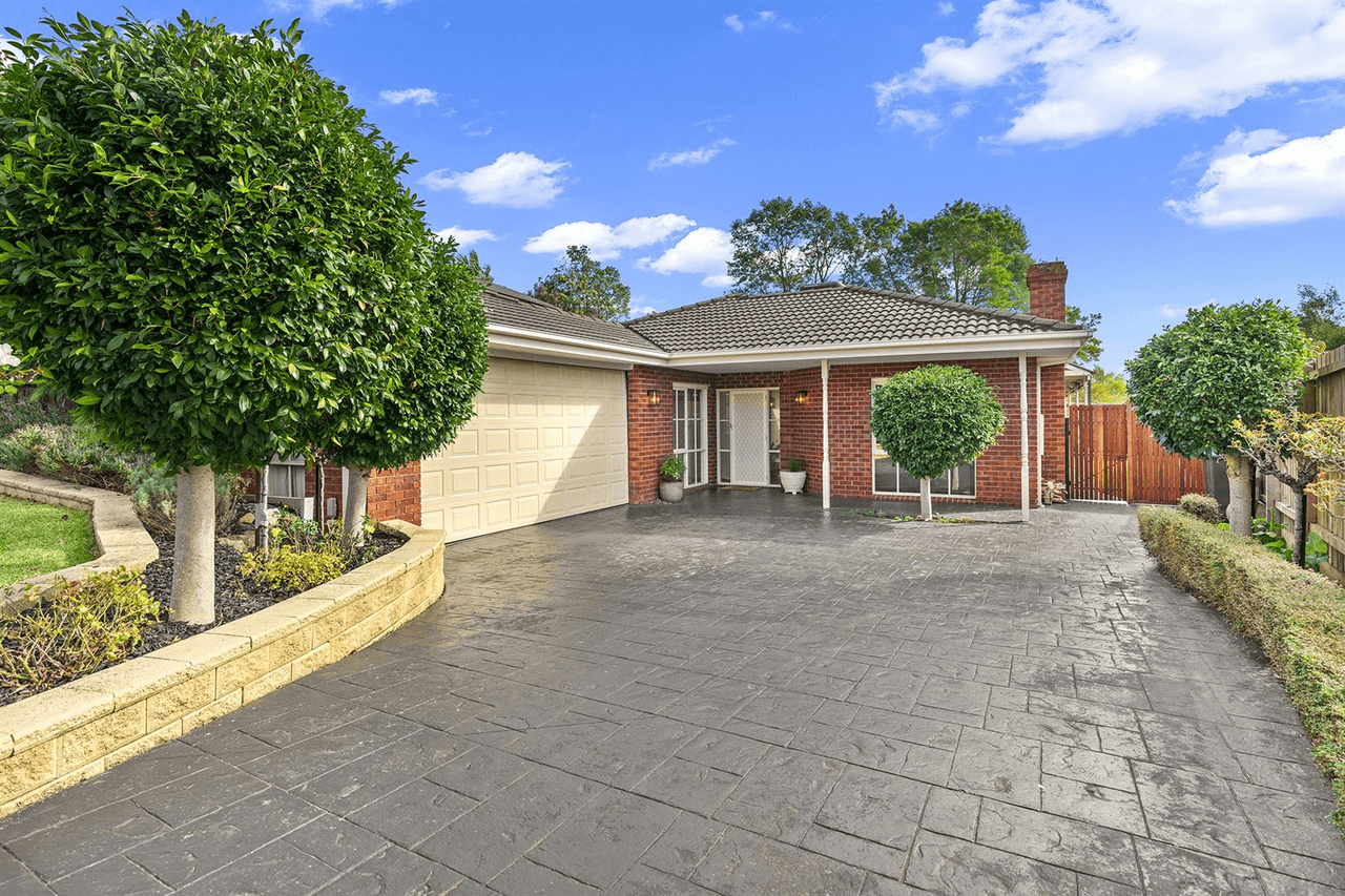 49 Bellfield Drive, Lysterfield, VIC 3156