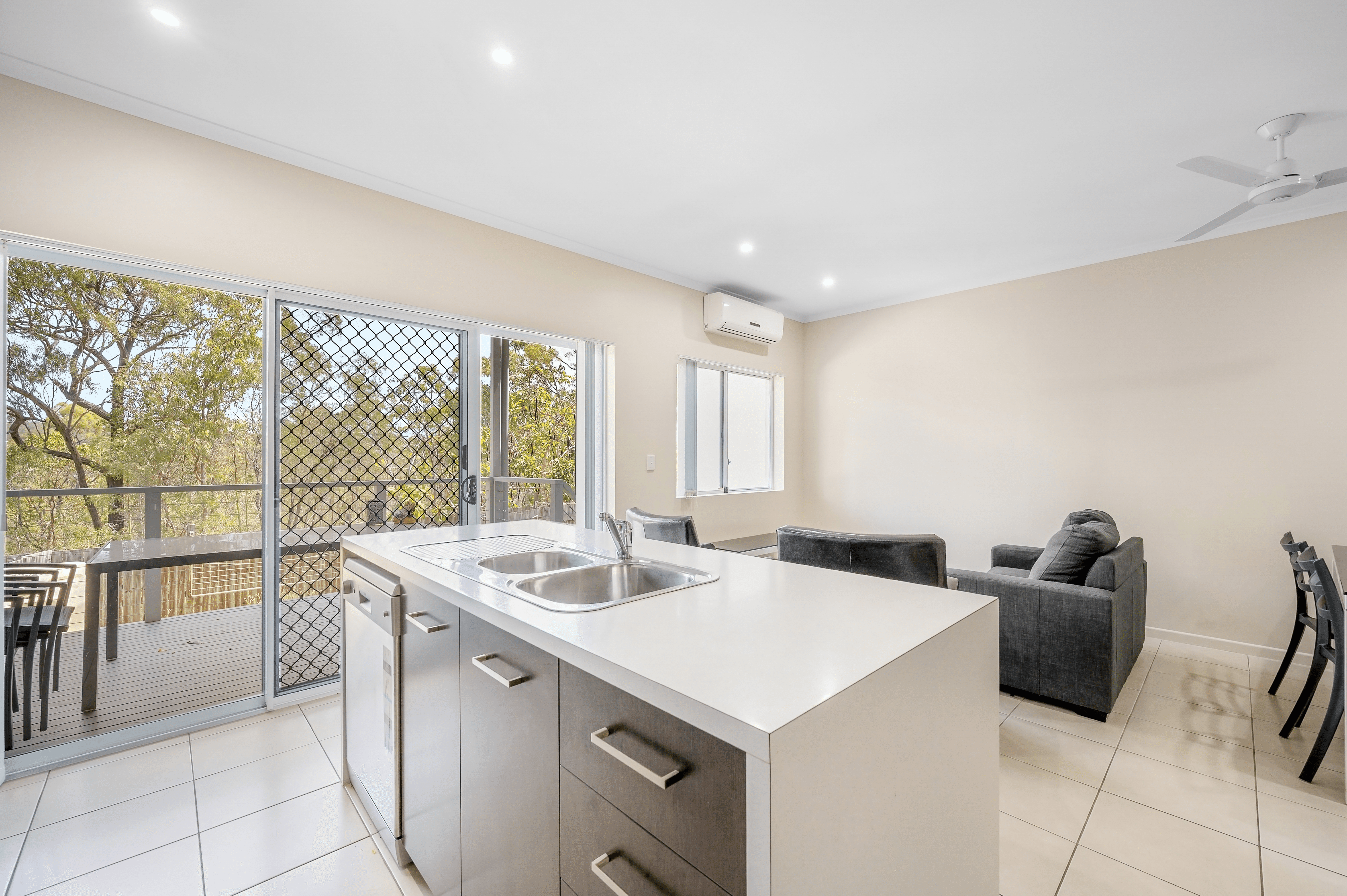 6/9 Cockatoo Drive, NEW AUCKLAND, QLD 4680