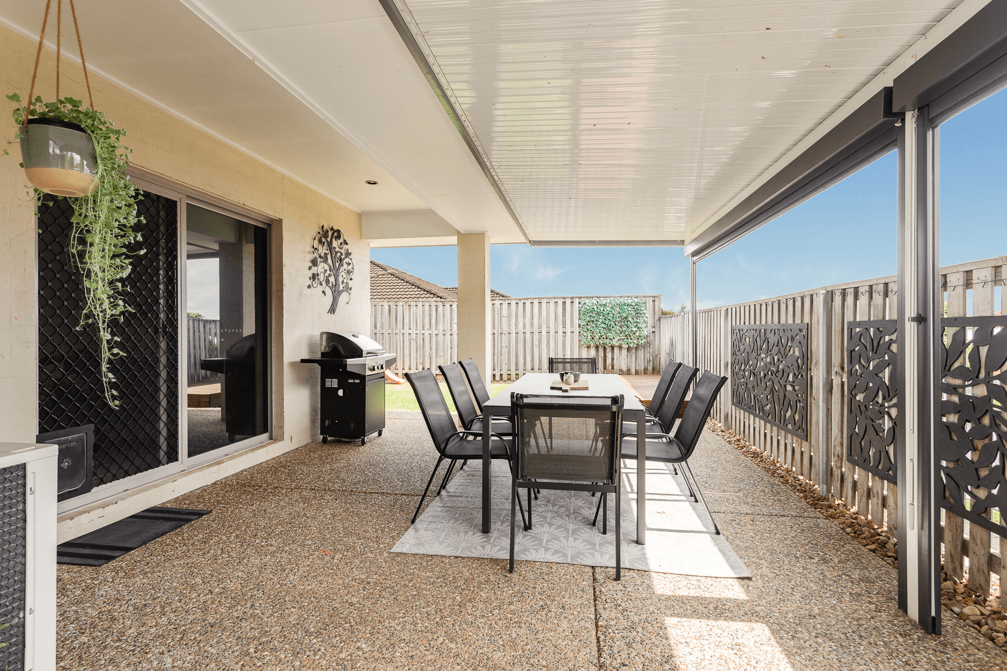 2 Bellthorpe Circuit, Kallangur, QLD 4503