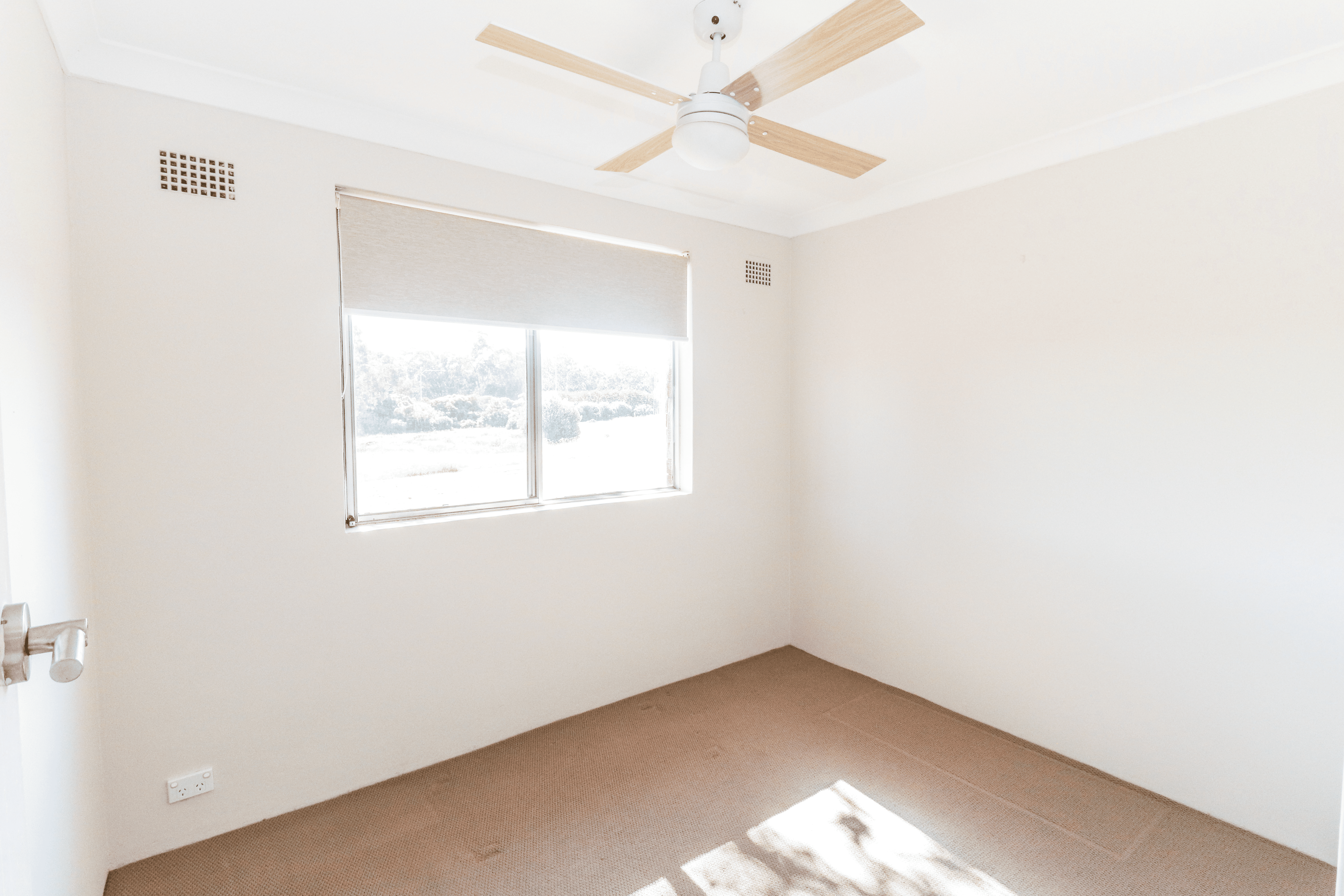 10/2-4 Foreman Street, GLENFIELD, NSW 2167
