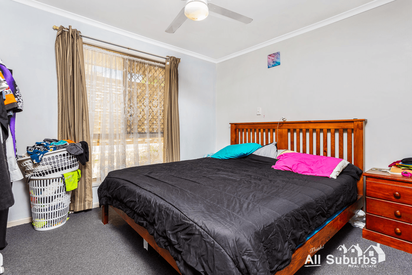 15 Timperley Court, MARSDEN, QLD 4132