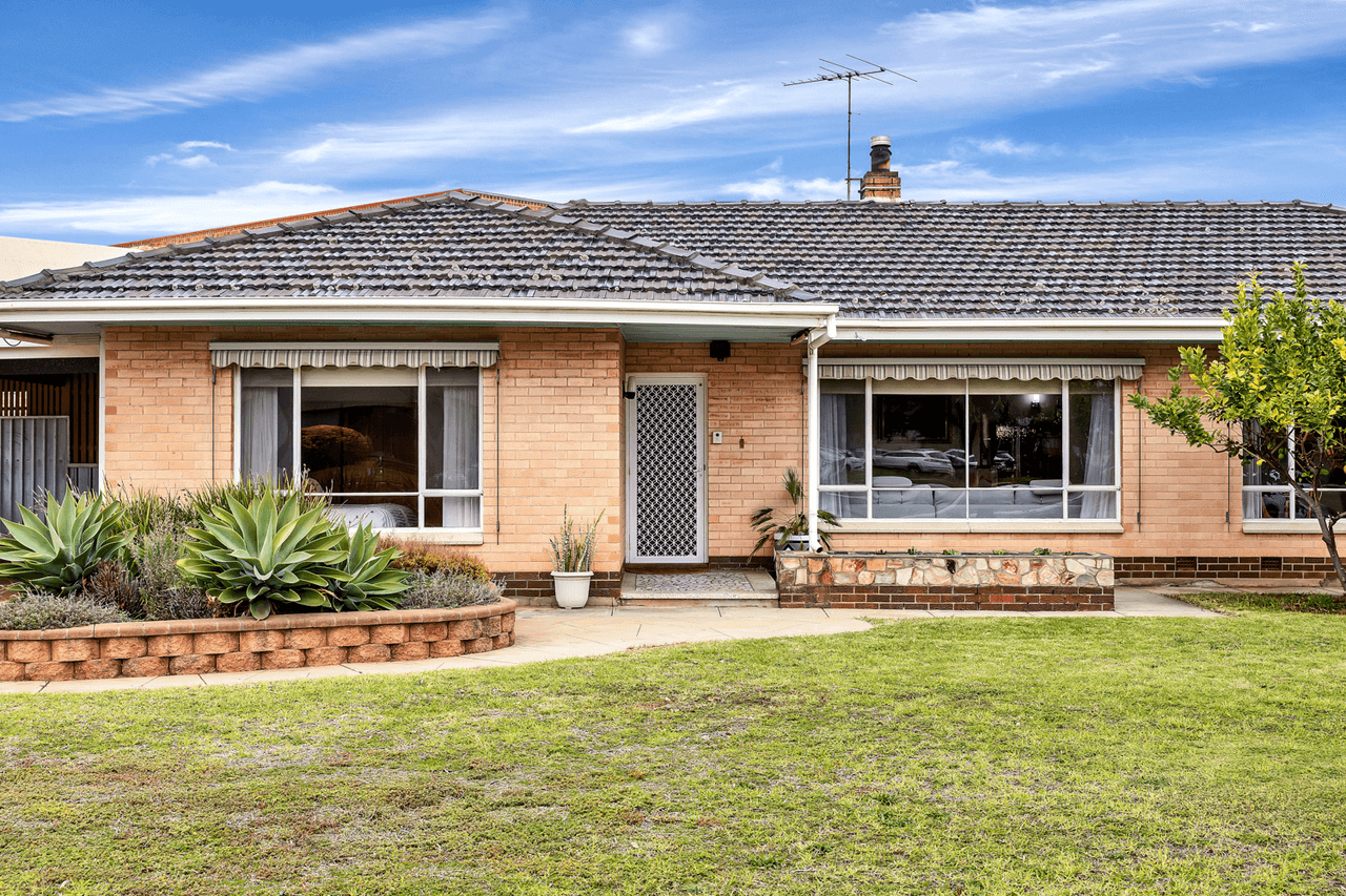 13 Crittenden Road, FINDON, SA 5023