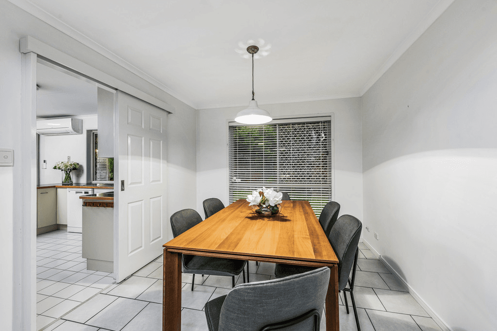 18 Bracknell Place, ASHGROVE, QLD 4060