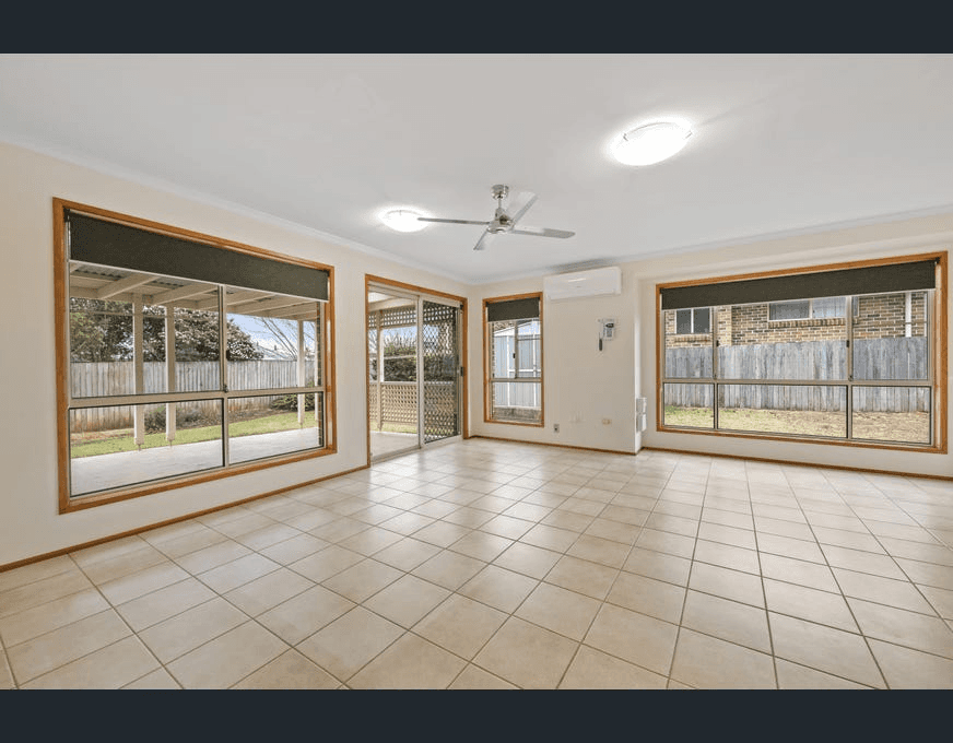 15 Osbourne Court, KEARNEYS SPRING, QLD 4350