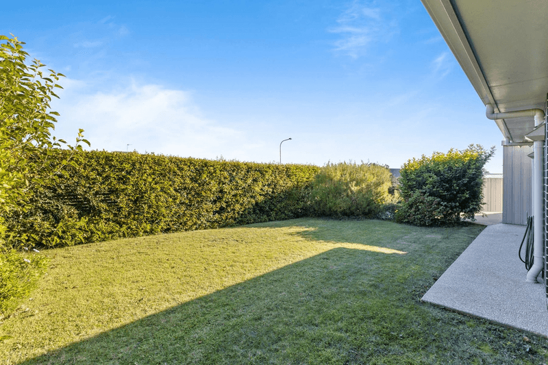 8  Pelling Court, WESTBROOK, QLD 4350