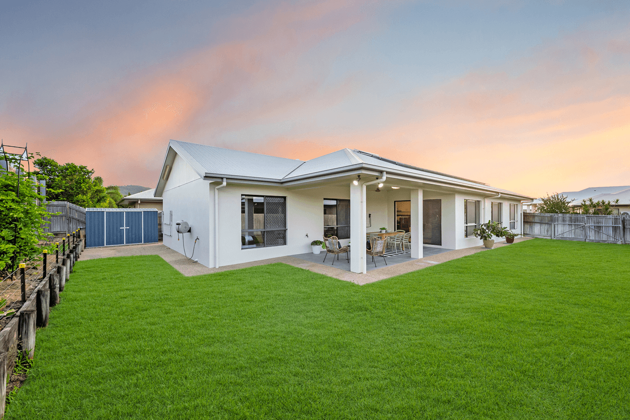 18 Broadwater Terrace, IDALIA, QLD 4811