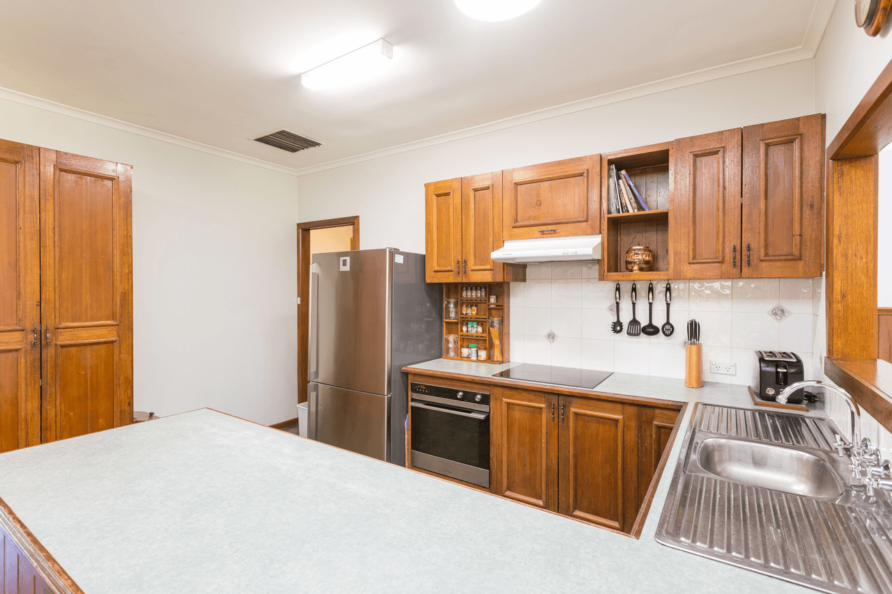 10 Tecoma Street, Red Cliffs, VIC 3496