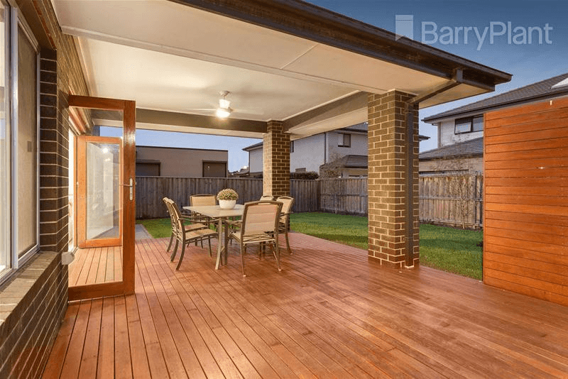 13 Edgecomb Street, Keysborough, VIC 3173