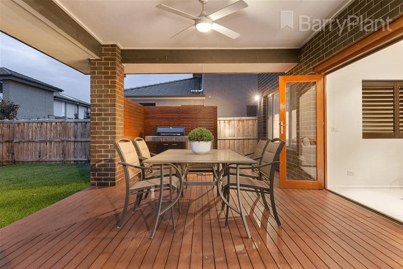 13 Edgecomb Street, Keysborough, VIC 3173