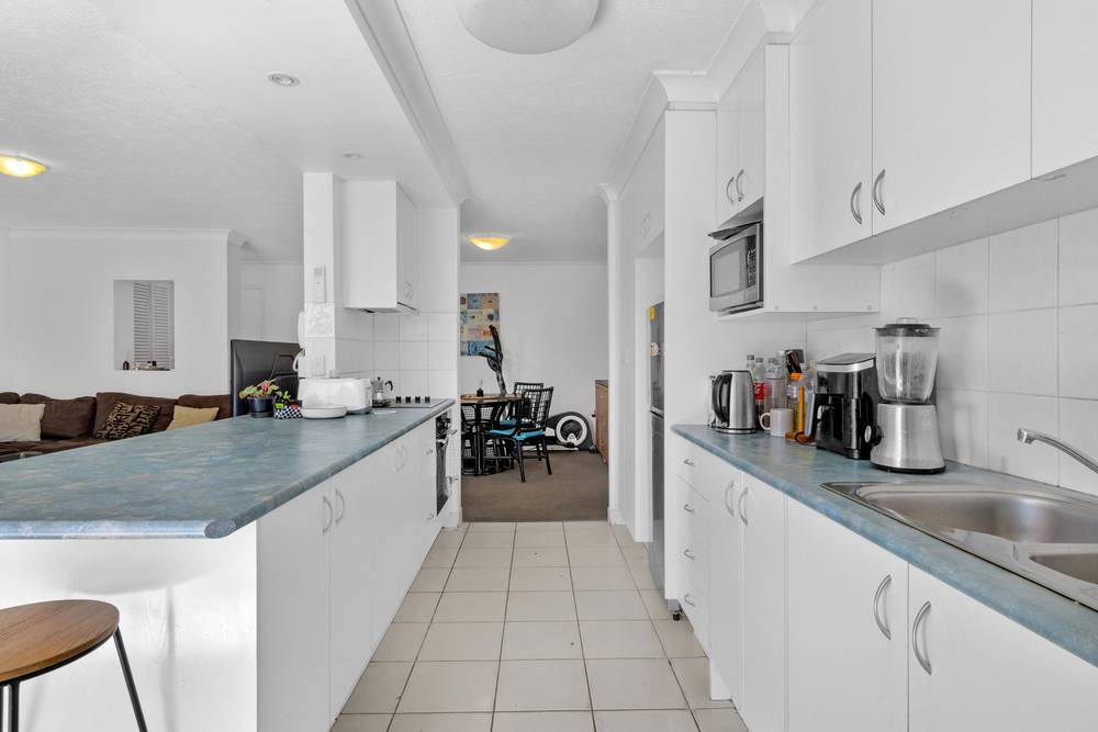 8/6 Aubrey Street, Surfers Paradise, QLD 4217