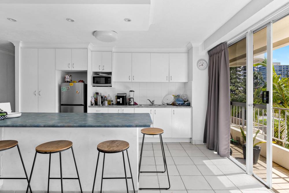 8/6 Aubrey Street, Surfers Paradise, QLD 4217