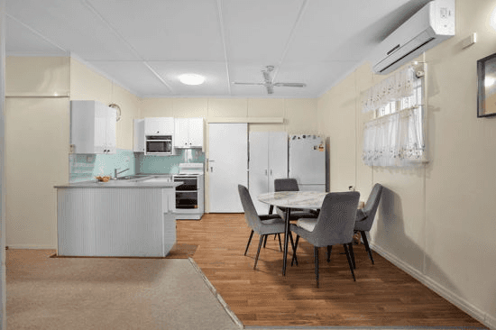 27 Trudgian Street, SUNNYBANK, QLD 4109