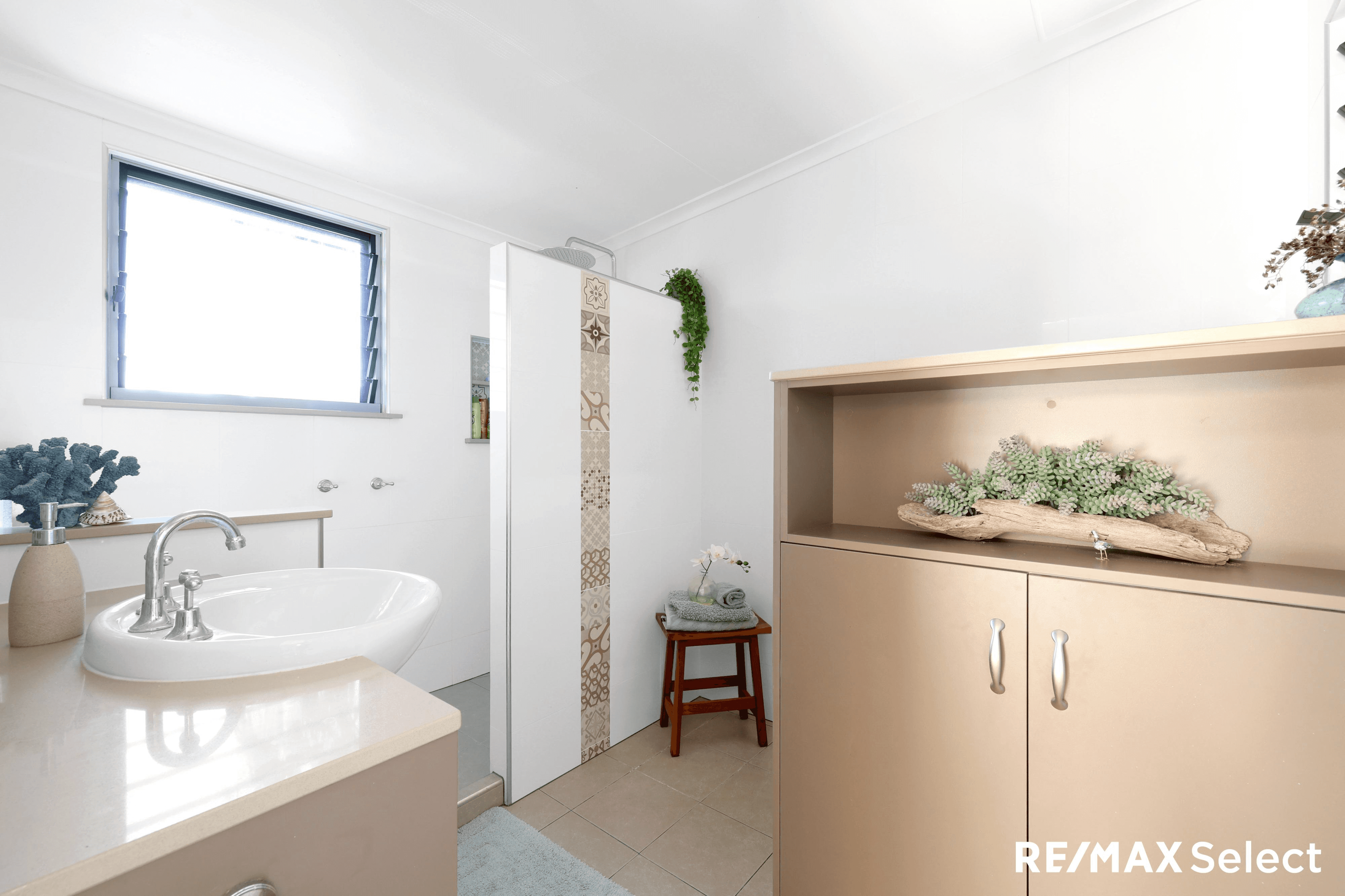 19 Said Road, BALL BAY, QLD 4741