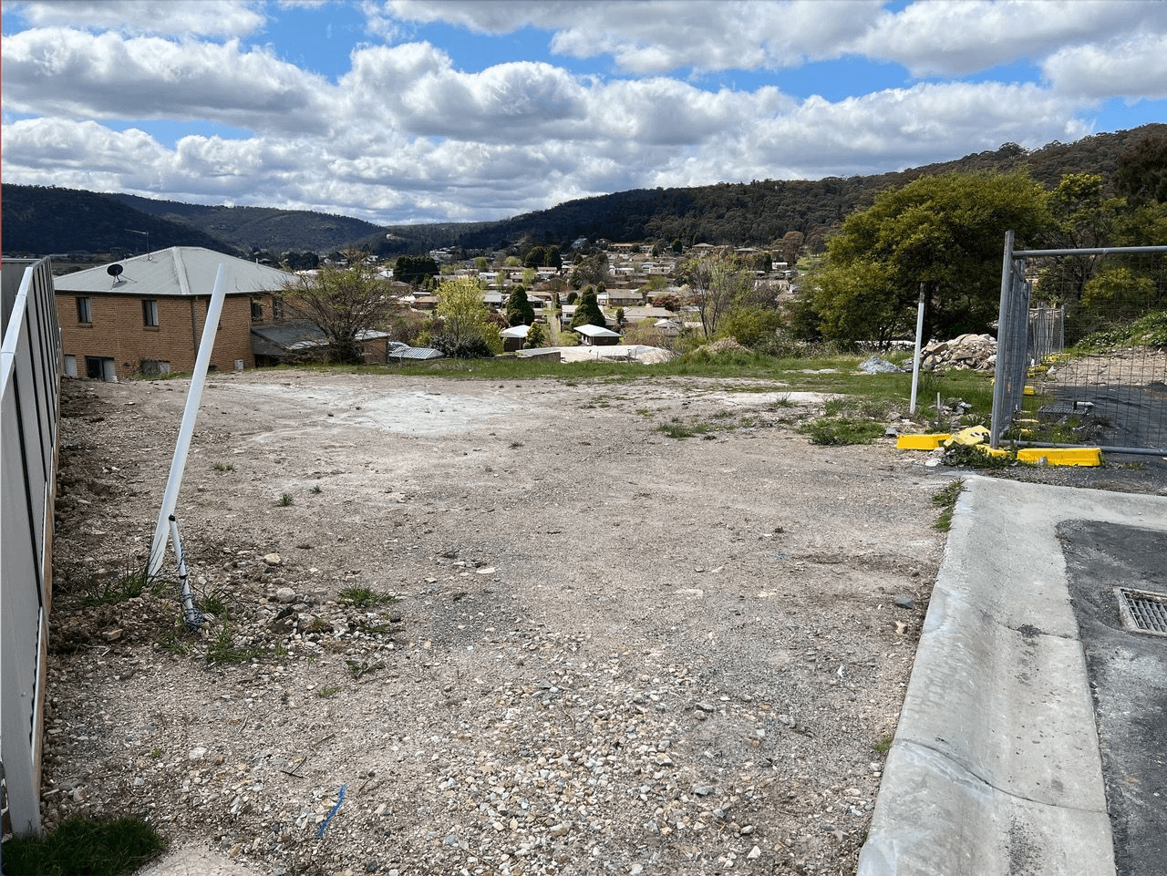 6 CURA CLOSE, LITHGOW, NSW 2790