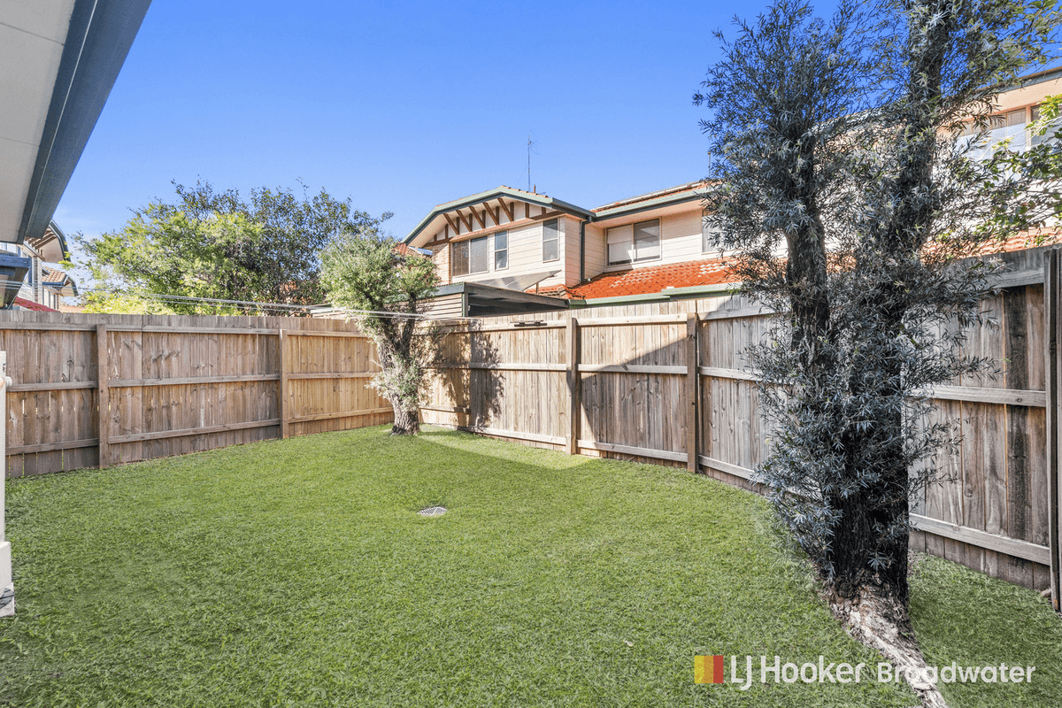 70/75 Brown Street, LABRADOR, QLD 4215