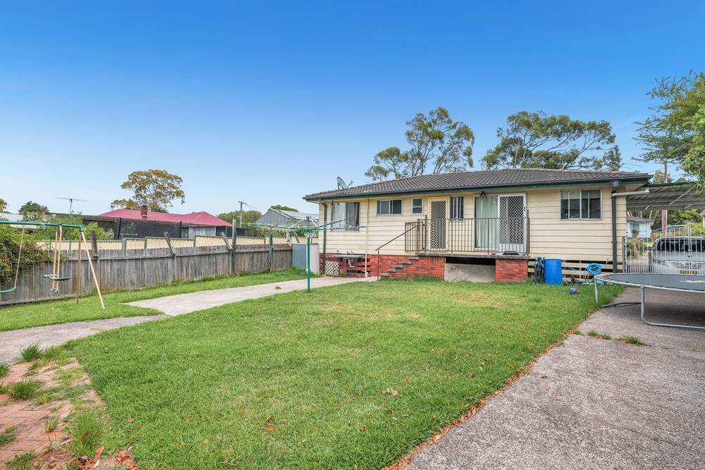 2 Acacia Avenue, RAYMOND TERRACE, NSW 2324