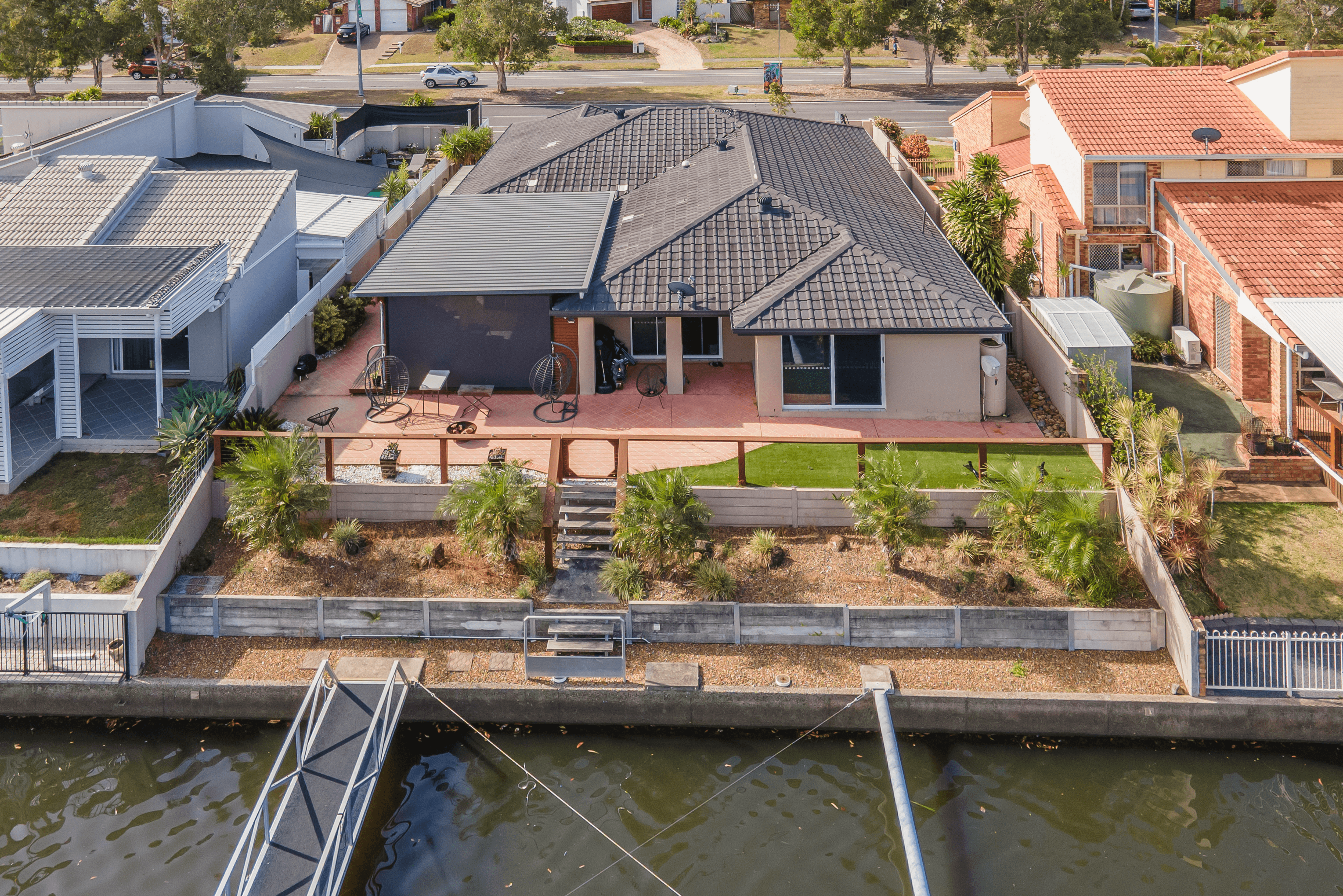 112 Lae Drive, RUNAWAY BAY, QLD 4216