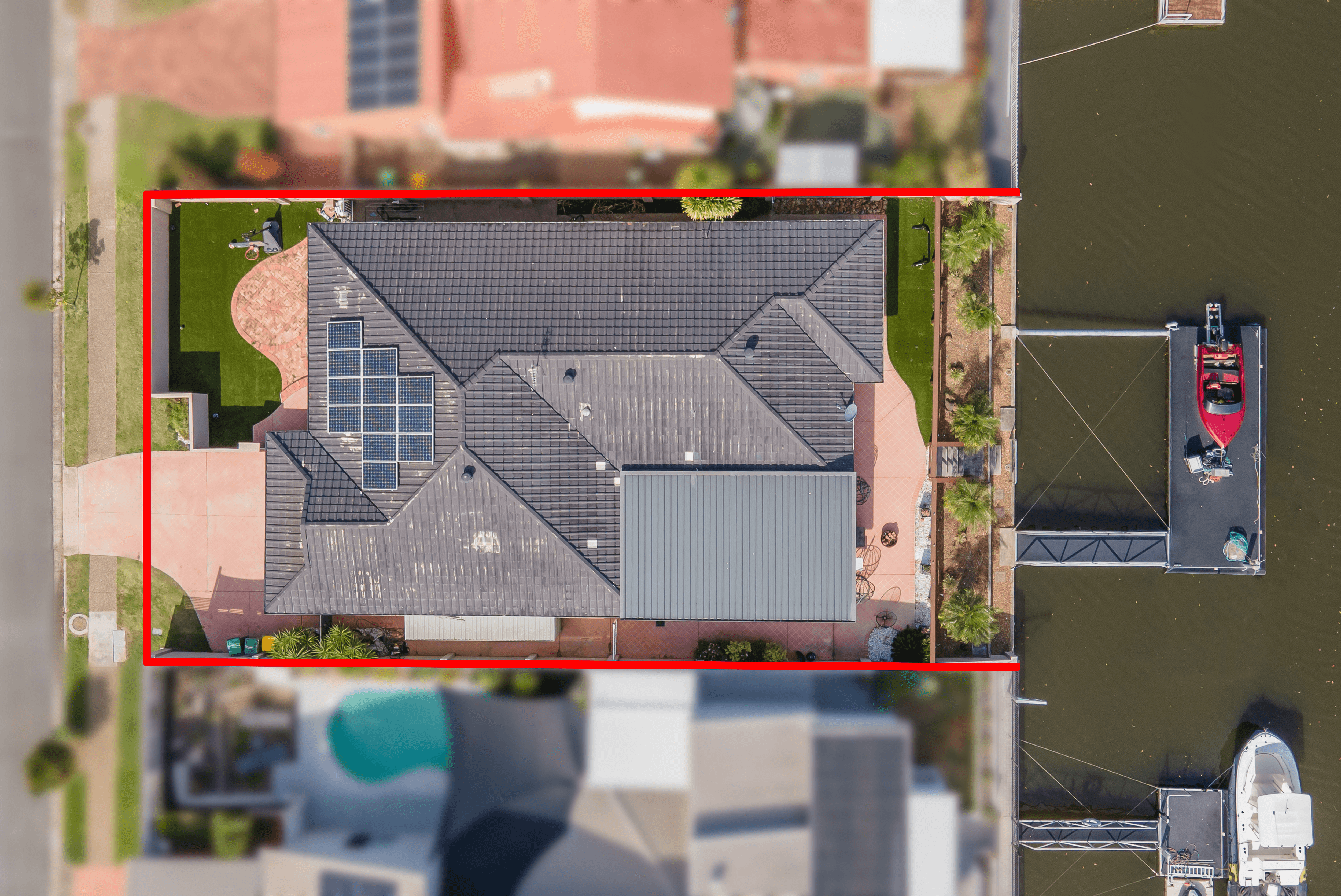 112 Lae Drive, RUNAWAY BAY, QLD 4216