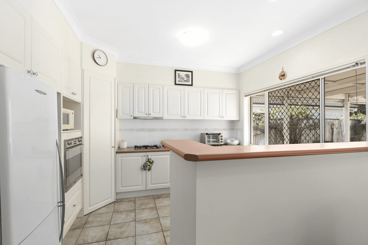 23 Schooner Court, Burleigh Waters, QLD 4220