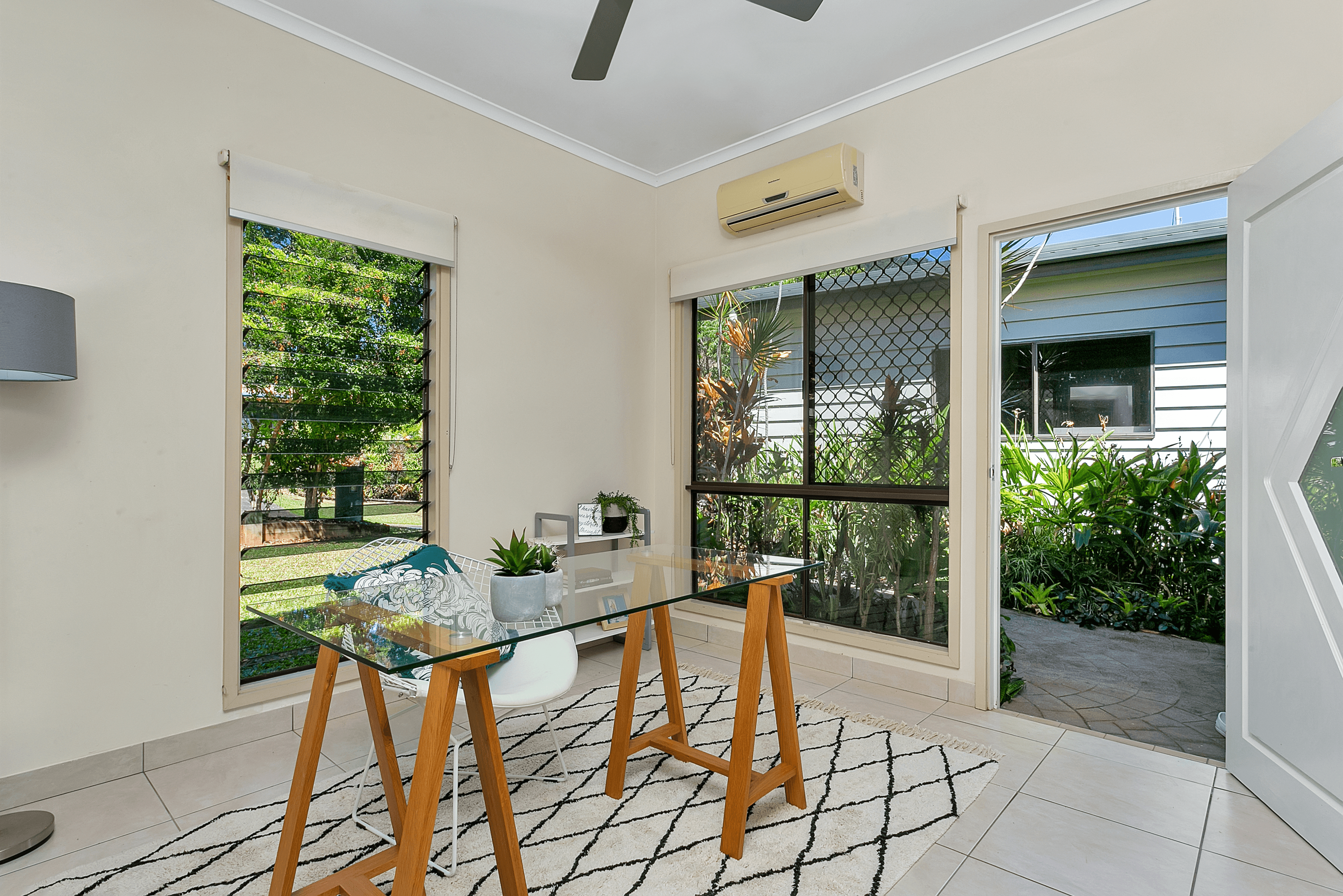 8 Sandpiper Court, BAYVIEW HEIGHTS, QLD 4868