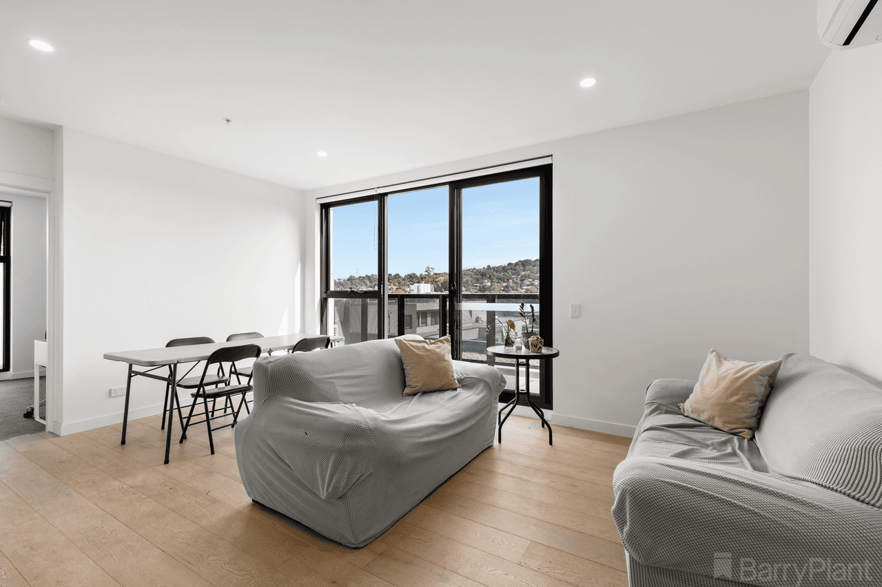 304/8 Bond Street, Ringwood, VIC 3134