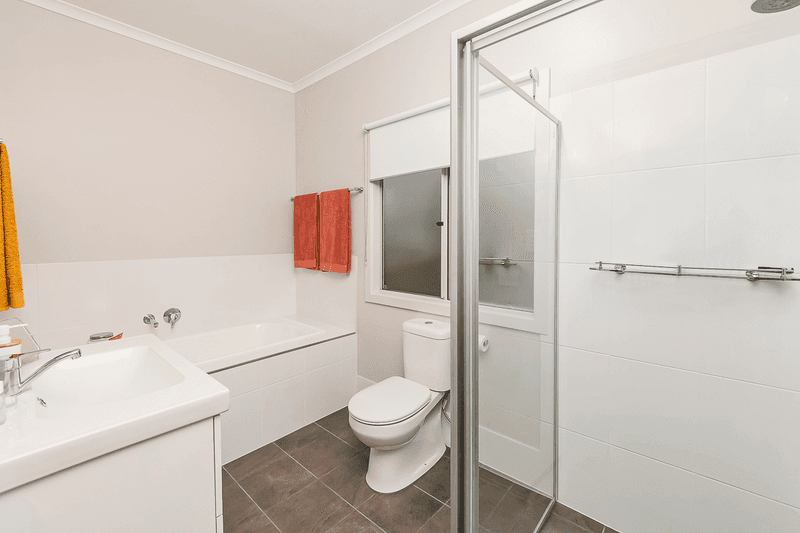 4 Rebecca Street, WELLINGTON EAST, SA 5259