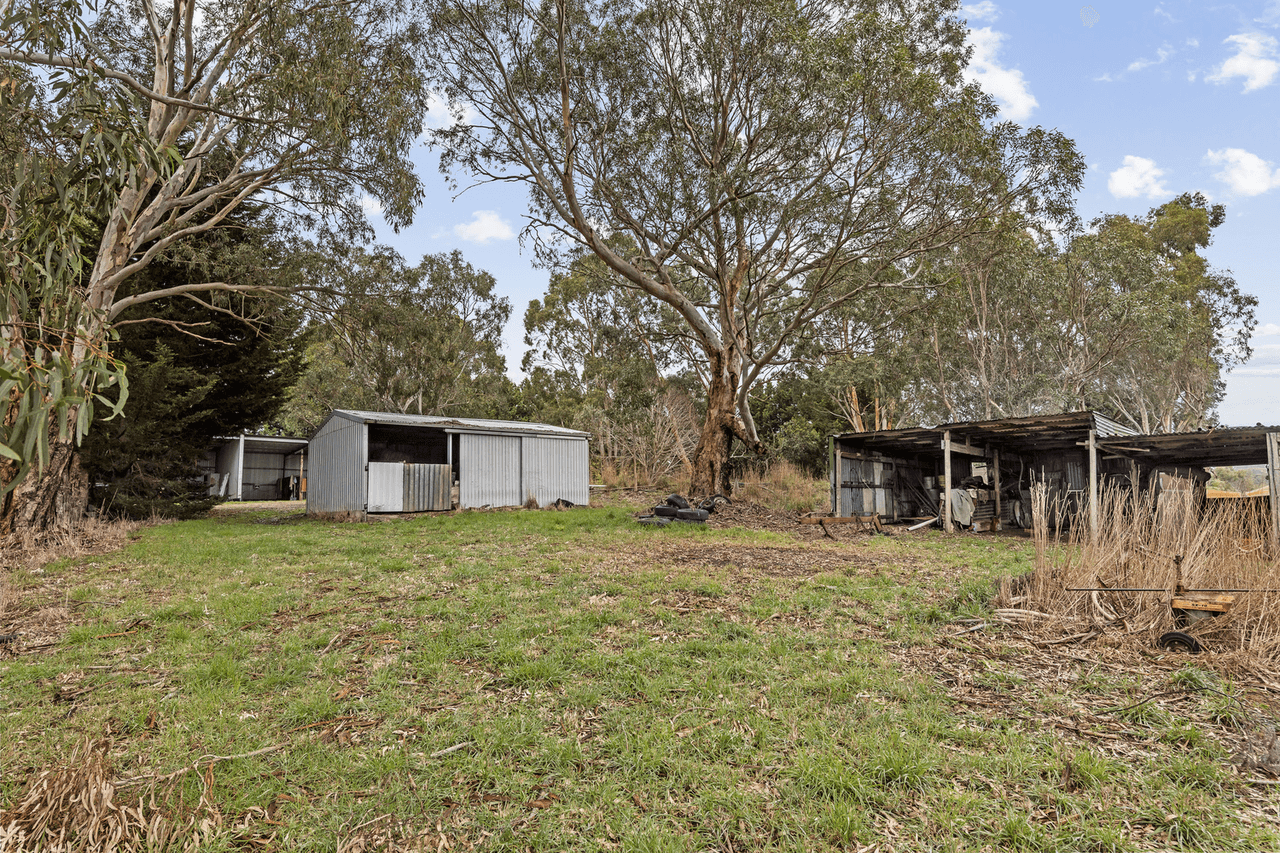 99 Peacock Road South, OAKBANK, SA 5243