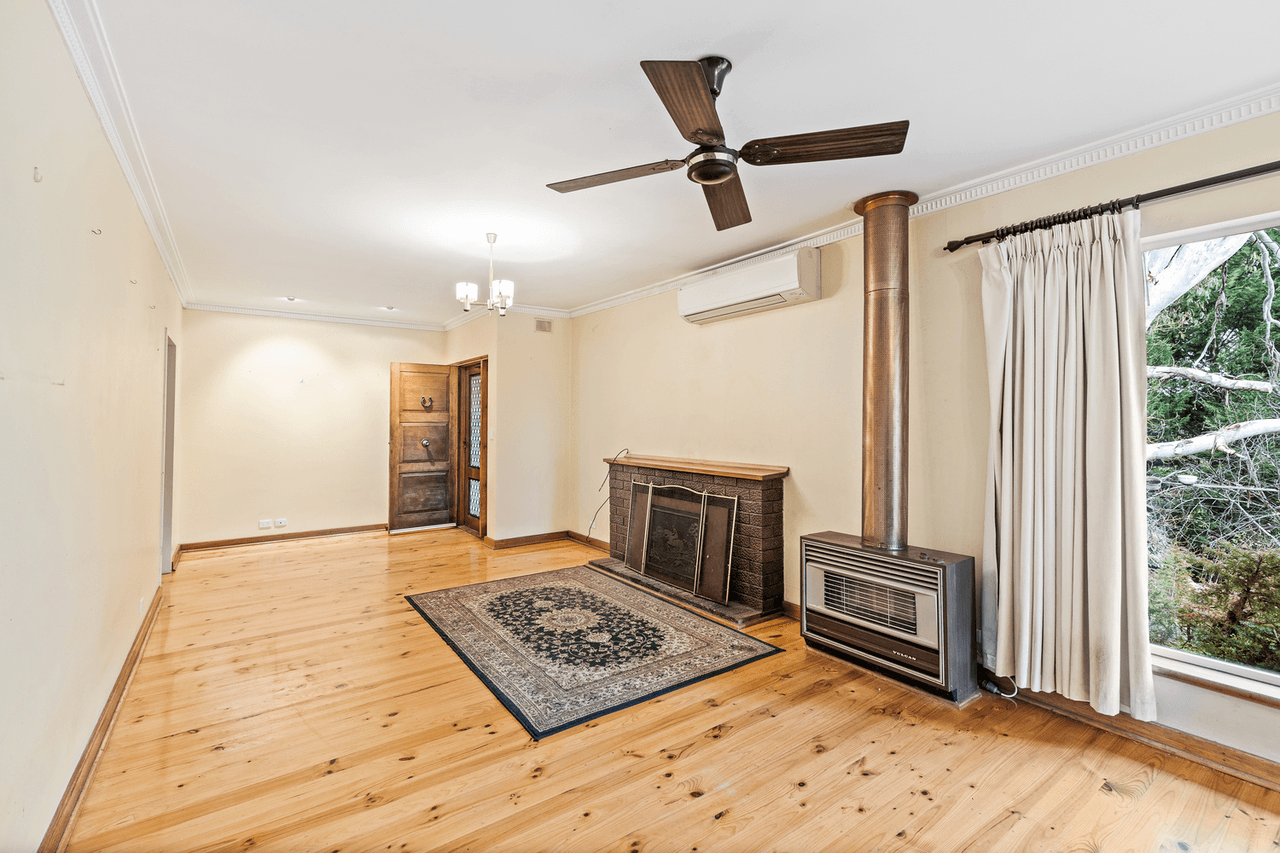 99 Peacock Road South, OAKBANK, SA 5243