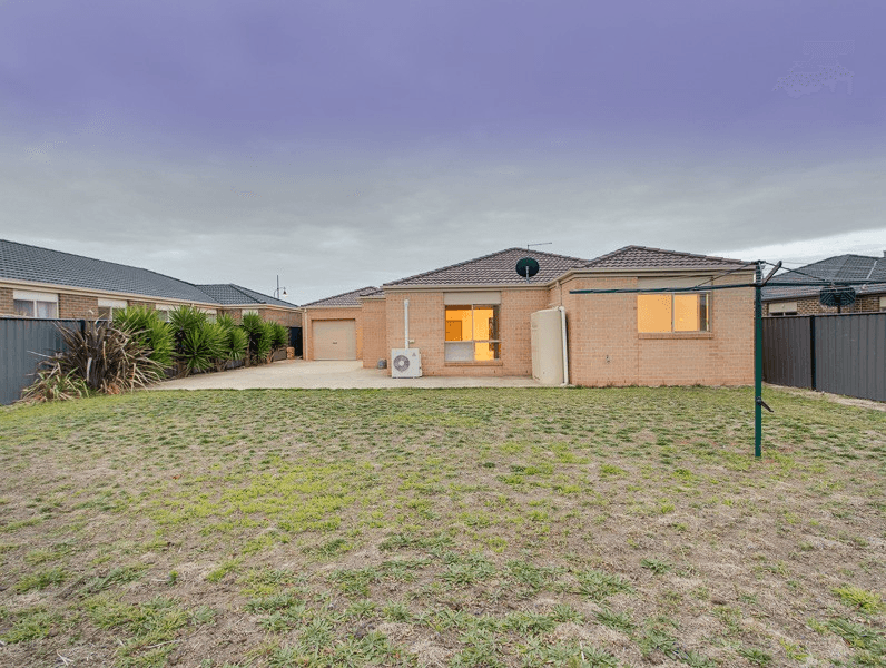 9 Loretta Boulevard, TARNEIT, VIC 3029