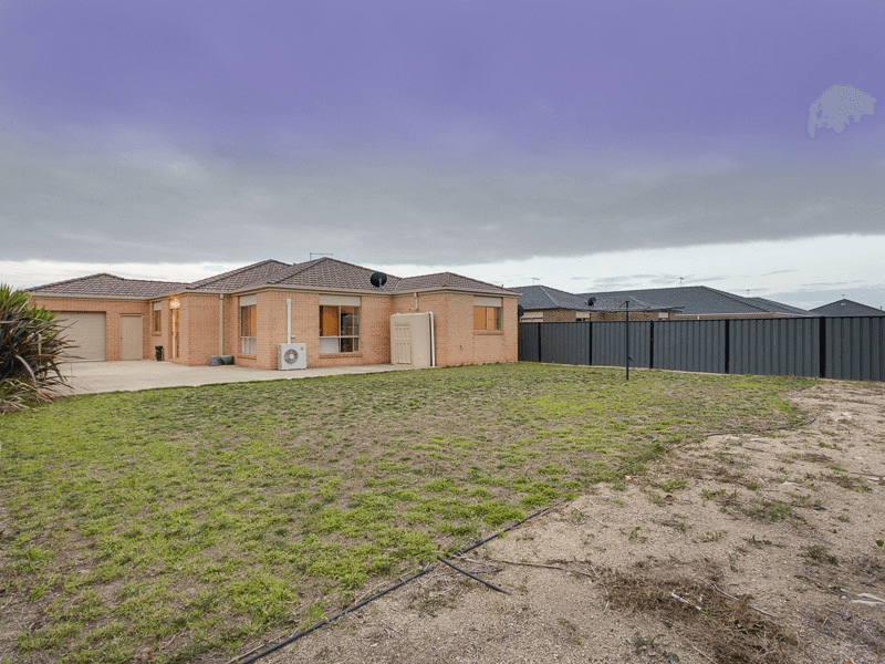 9 Loretta Boulevard, TARNEIT, VIC 3029