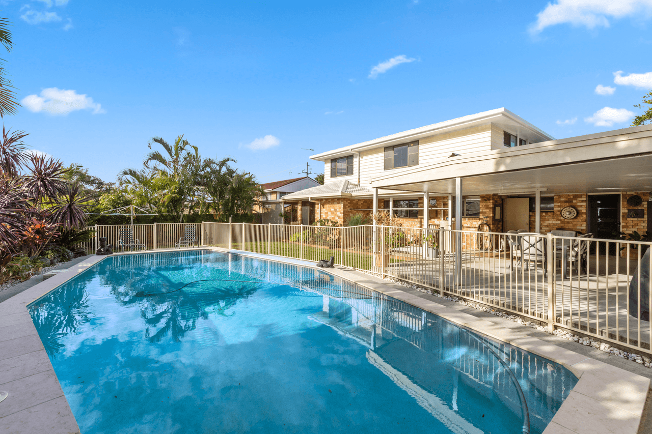 43 Terranora Road, BANORA POINT, NSW 2486