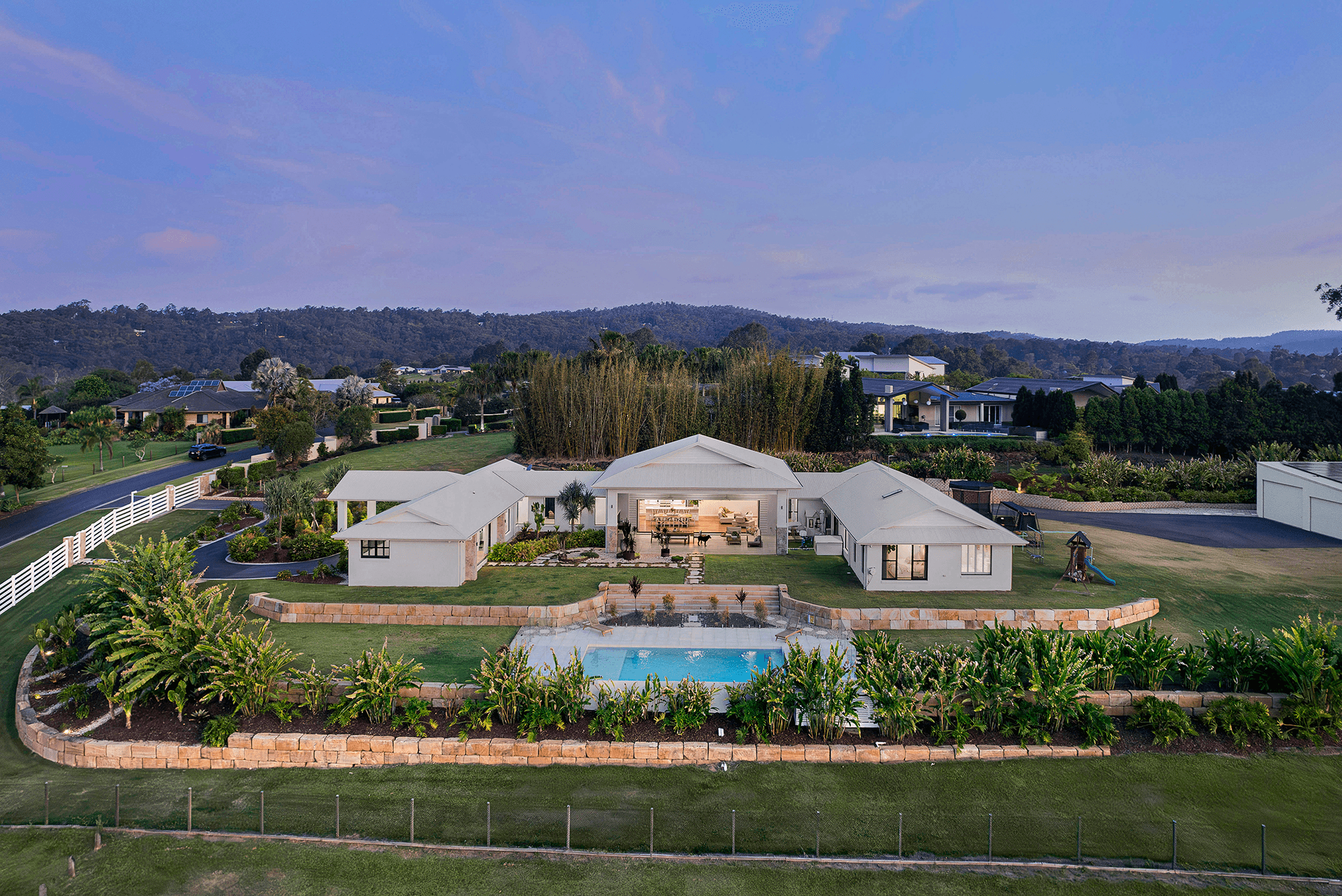 11 Ascot Crescent, SAMFORD VALLEY, QLD 4520