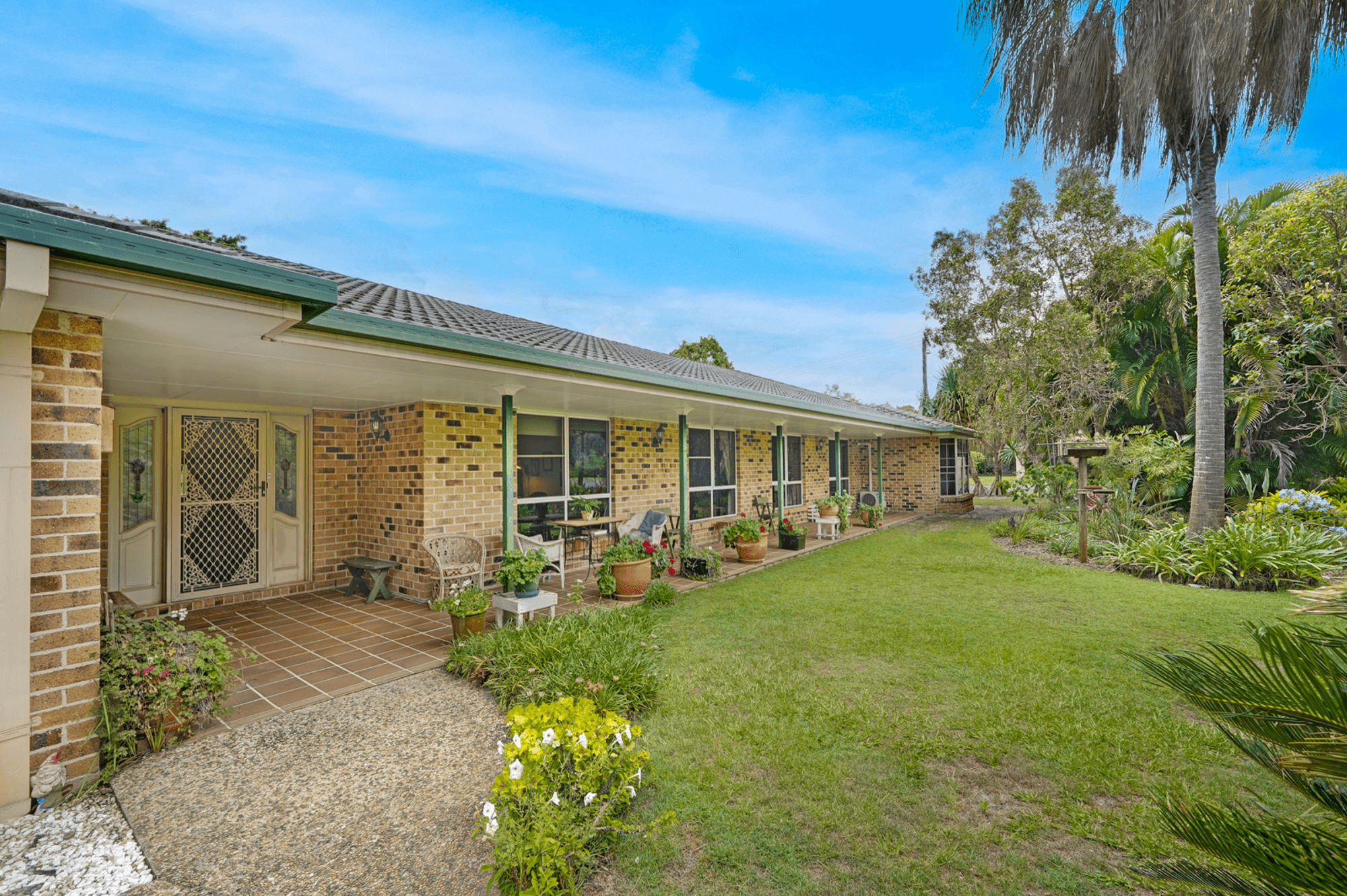 10 Blaney Street, BEACHMERE, QLD 4510