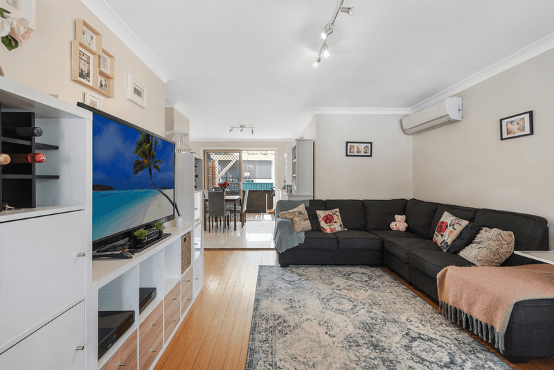 2/169 Station Street, FAIRFIELD HEIGHTS, NSW 2165