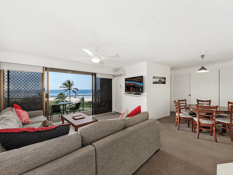 4D/969 Gold Coast Highway, PALM BEACH, QLD 4221