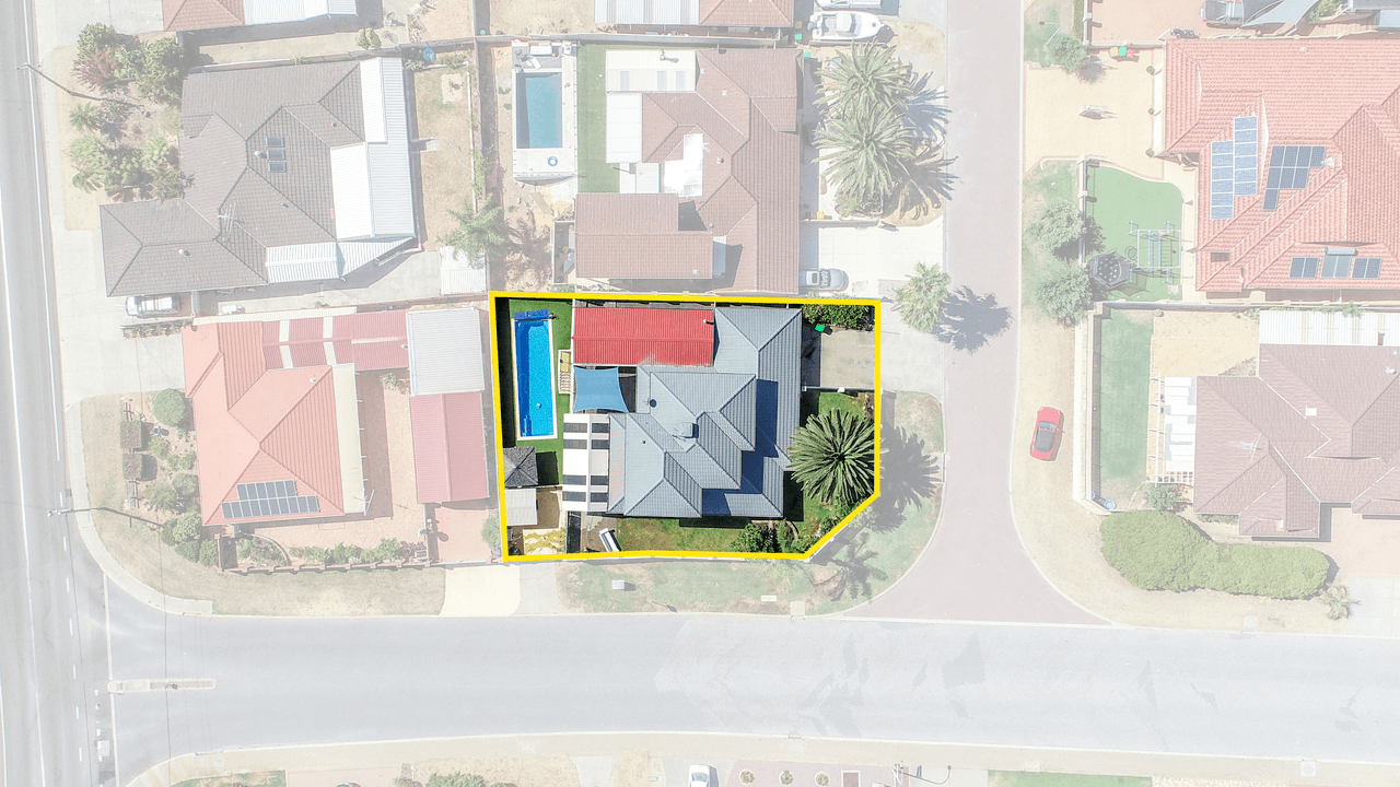 1 Strickland Court, COOGEE, WA 6166