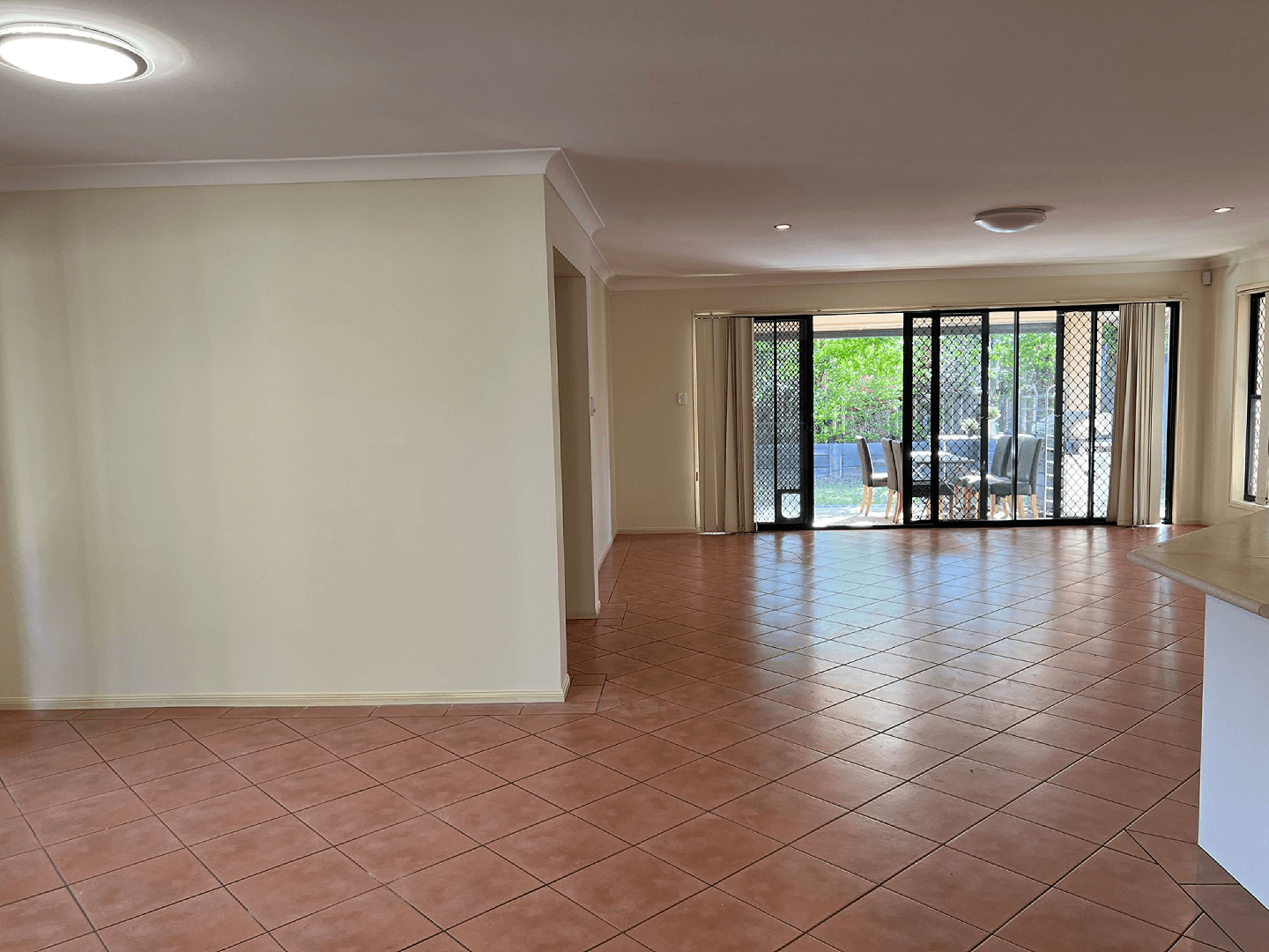 4 Paton Cres, Forest Lake, QLD 4078