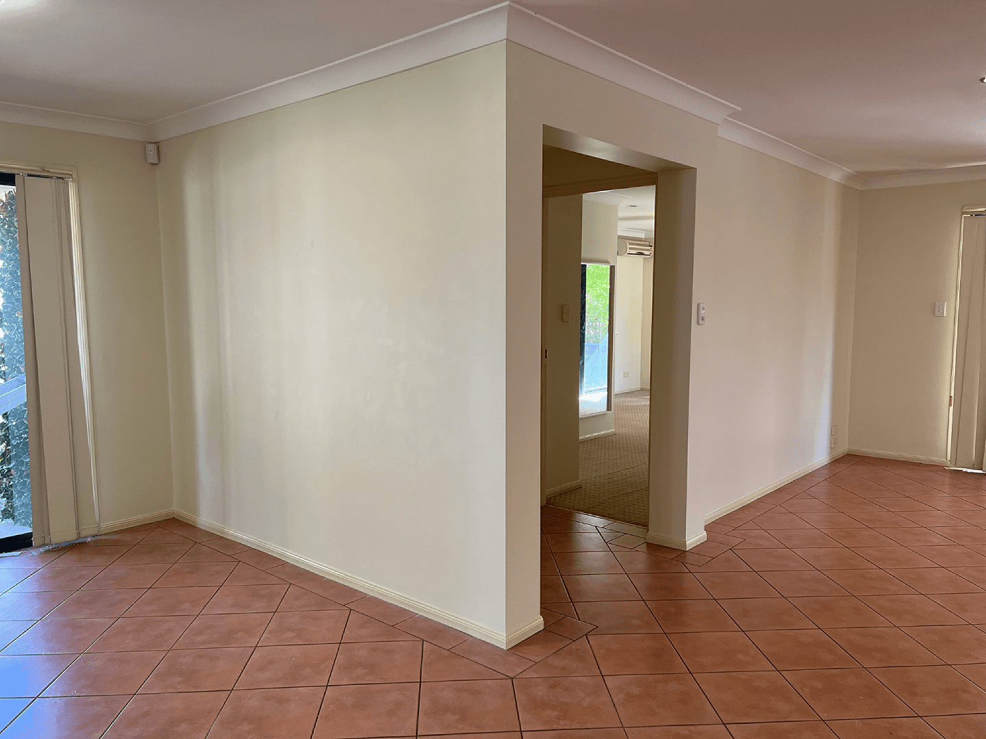 4 Paton Cres, Forest Lake, QLD 4078