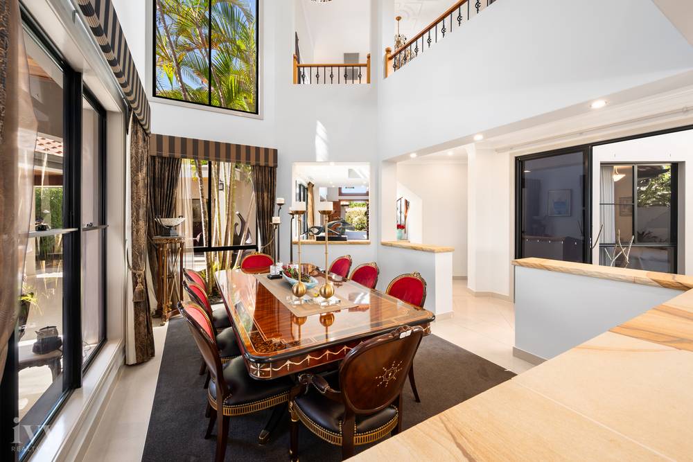 2204 Taromeo Court, Hope Island, QLD 4212