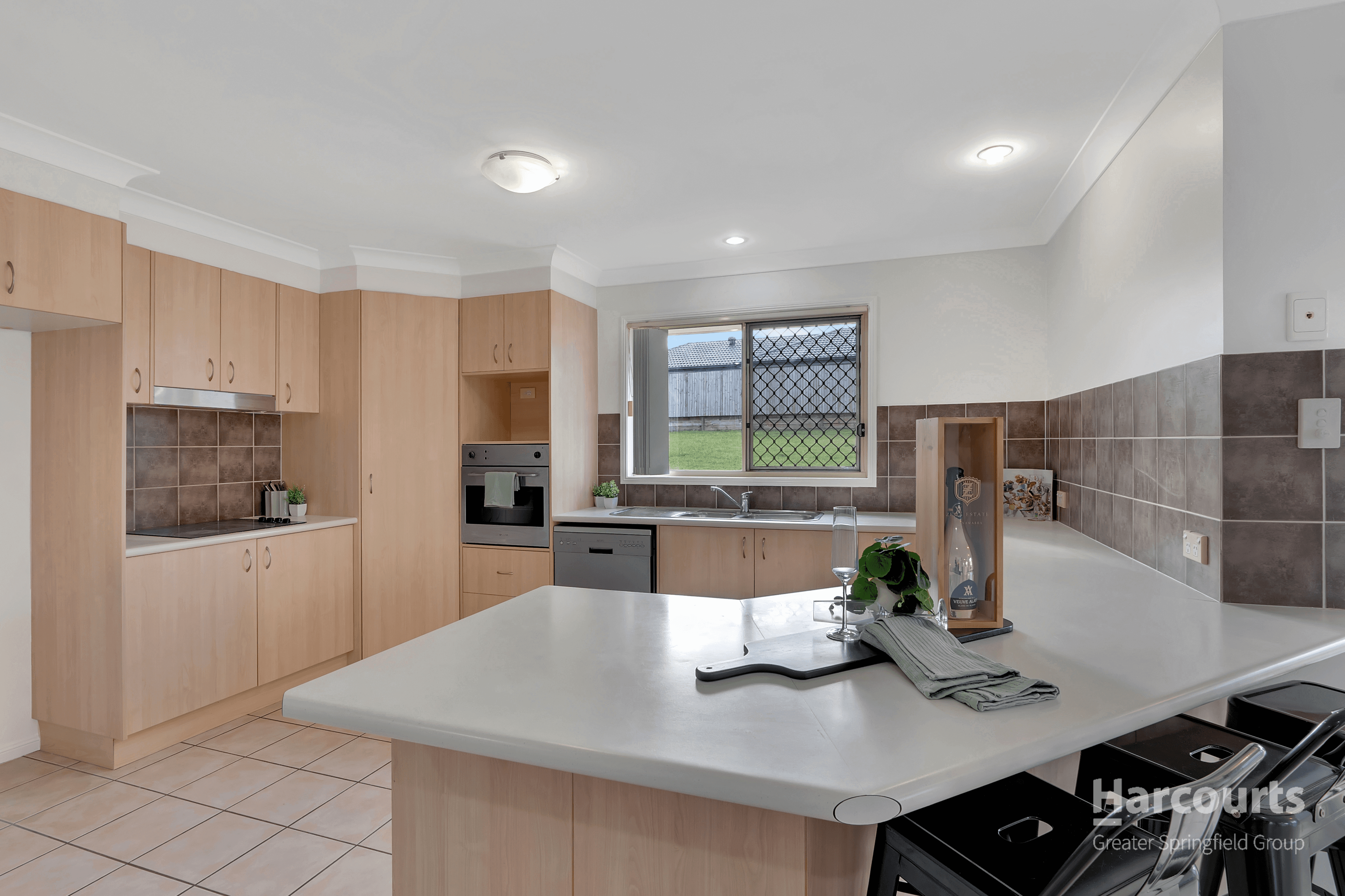 4 Rufous Crescent, BROOKWATER, QLD 4300