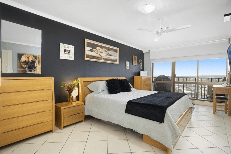 67/2940 Gold Coast Highway, SURFERS PARADISE, QLD 4217