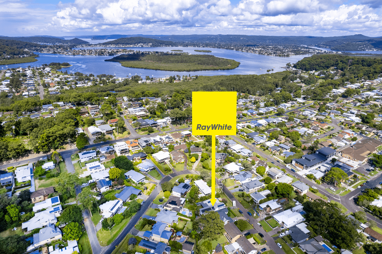 34 Patrick Crescent, SARATOGA, NSW 2251