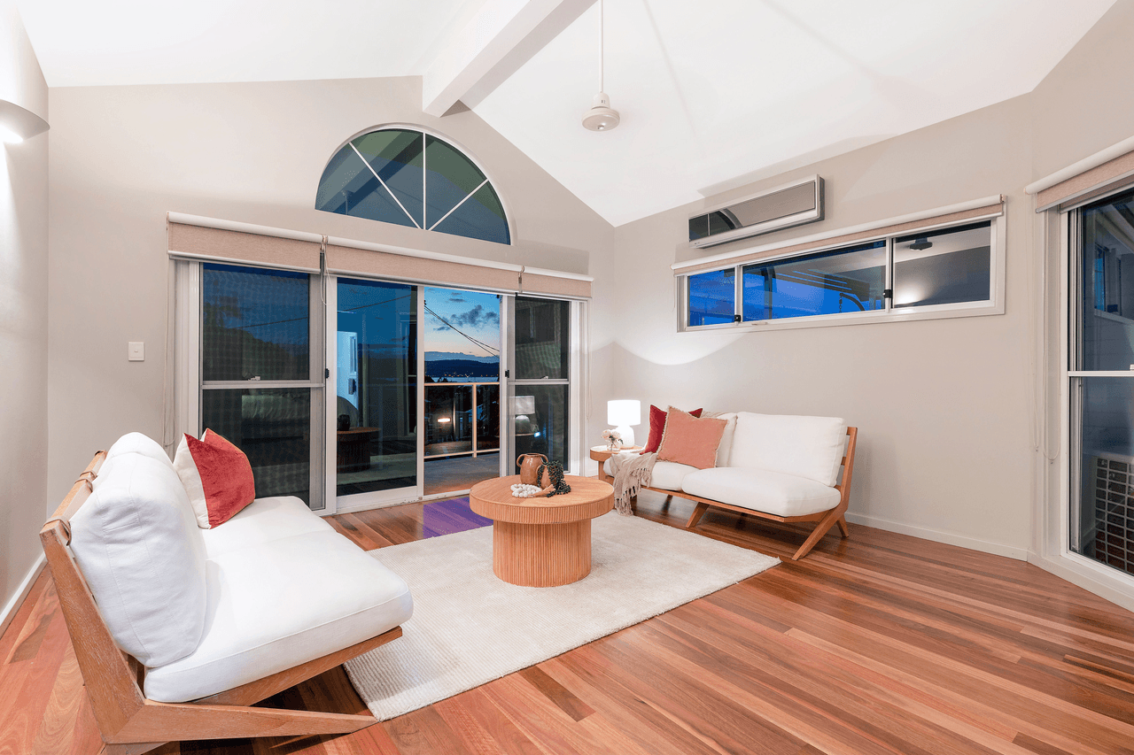 34 Patrick Crescent, SARATOGA, NSW 2251