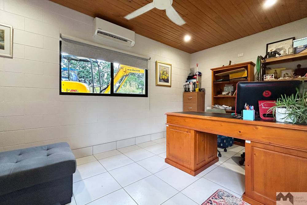 71 Booth Road, Utchee Creek, QLD 4871
