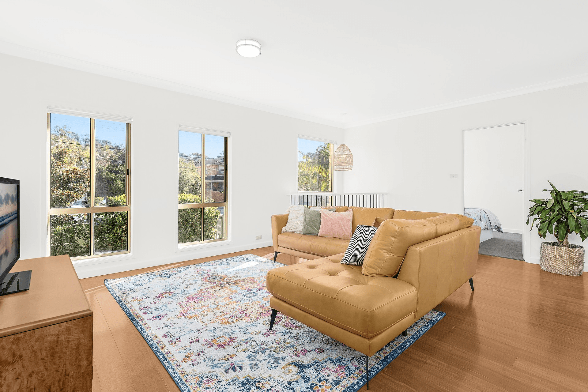 15 Waratah Parade, Narraweena, NSW 2099