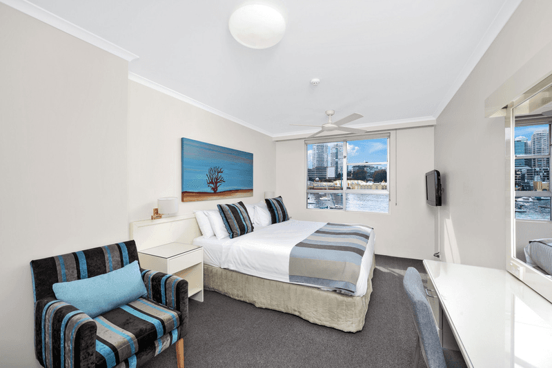 10/2a Henry Lawson Avenue, McMahons Point, NSW 2060