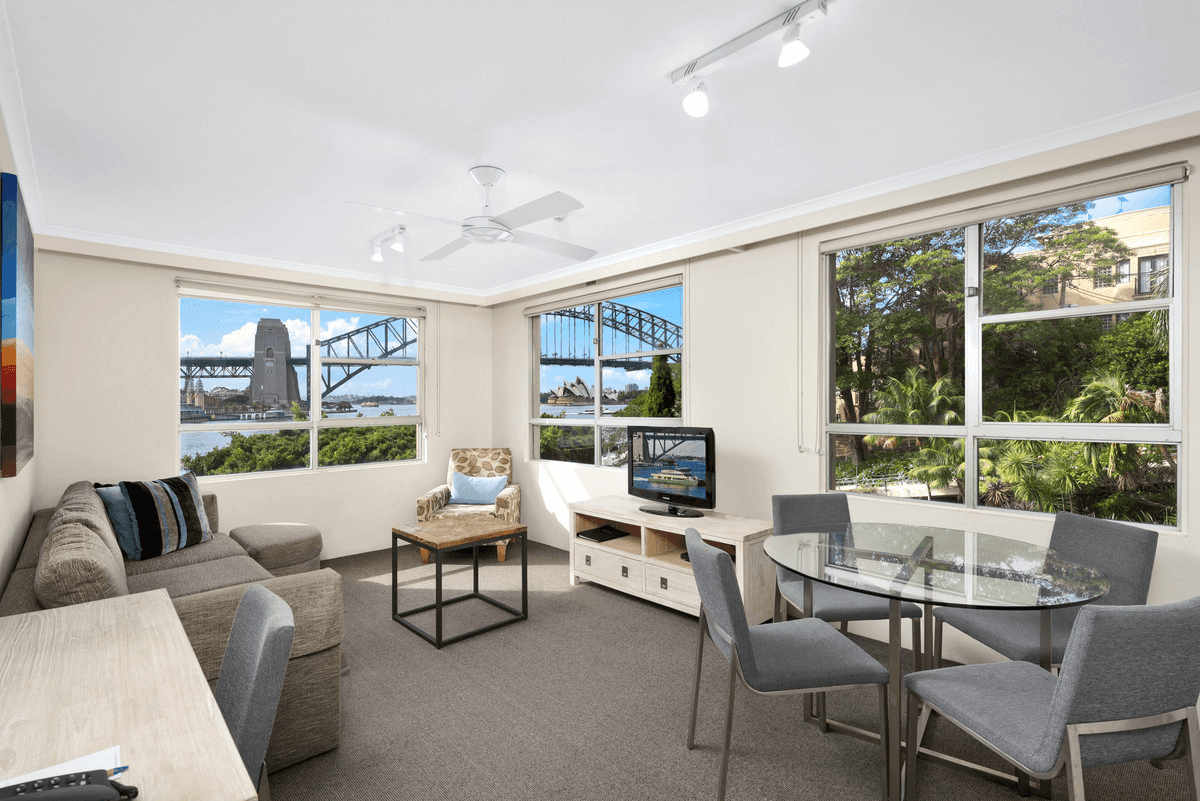10/2a Henry Lawson Avenue, McMahons Point, NSW 2060