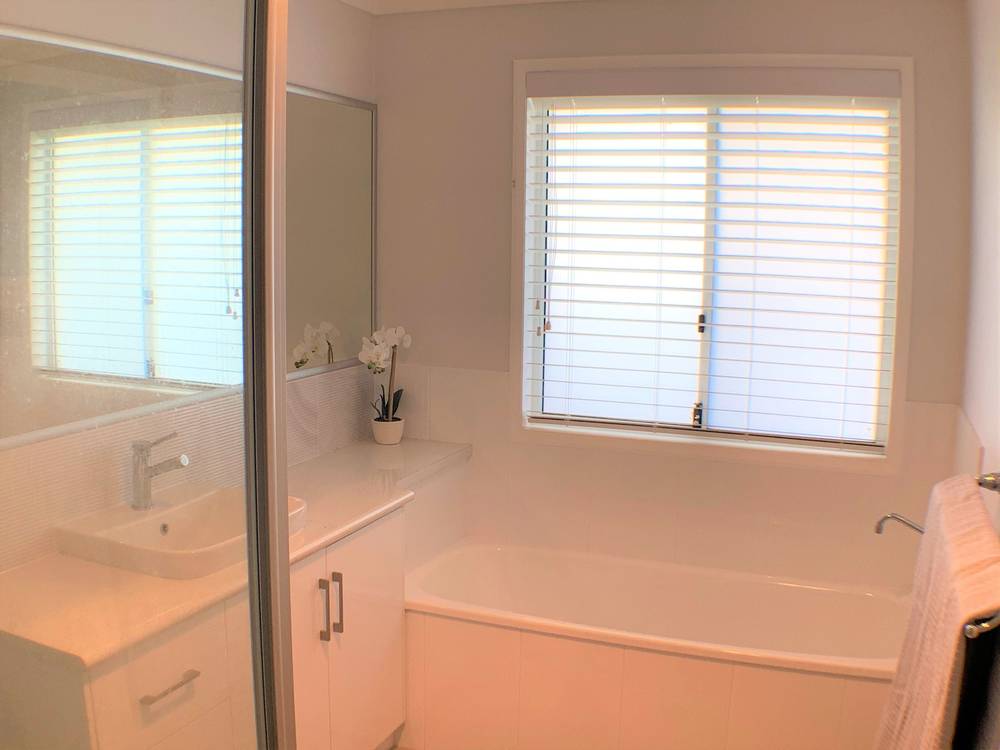 55 Entabeni Drive, Kearneys Spring, QLD 4350